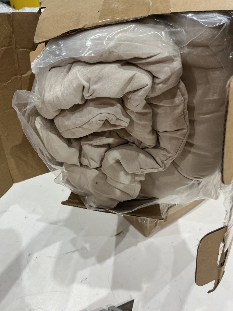 Condition photo showing As Is for bedsure twin/twin xl comforter set, beige soft prewashed bedding for all seasons, 2 pieces gentlesoft™ bed set, 1 lightweight comforter (68"x88") and 1 pillowcase (20"x26") twin/twin xl(68"x88") 01 - beige
