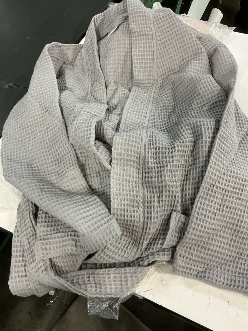 Condition photo showing Good Condition for organic turkish wafle robe size s