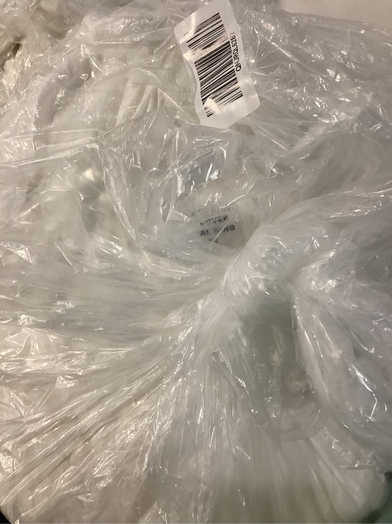 Condition photo showing New/Like New for european linen double flange duvet cover, king/cal king, white