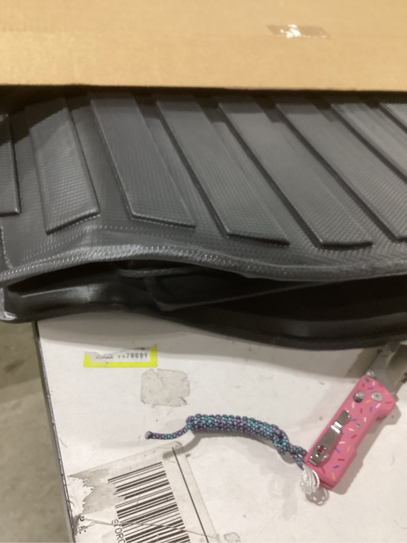 Condition photo showing Good Condition for Similar product Custom Fit Car Floor Mats for Most Cars, SUVs, Trucks - Waterproof PU Leather All-Weather Floor Liners - Durable Anti-Slip Interior Car Accessories to Protect Vehicle Floors (Black)