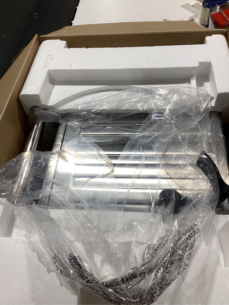 Condition photo showing Good Condition for breville bov860bss smart oven air fryer and convection oven, 0.8 cubic feet capacity, brushed stainless steel