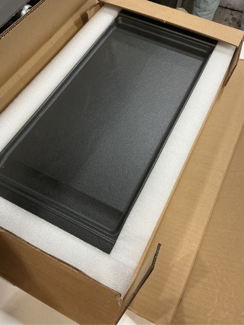 Condition photo showing Good Condition for wb31x24738 wb31x49806 griddle replacement parts for ge gas stove top cast iron appliance griddles 19.5’’ x 9’’ range cooktop griddles pan jgbs66rekss jgbs66rek3ss 30in center griddle plate 1 pcs