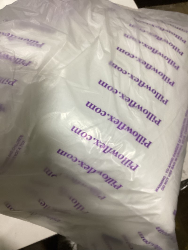 Condition photo showing New/Like New for MIULEE Throw Pillows Inserts, Pack of 2 18x18 Inch 100% Virgin Fiber Filling Bed Couch Pillows