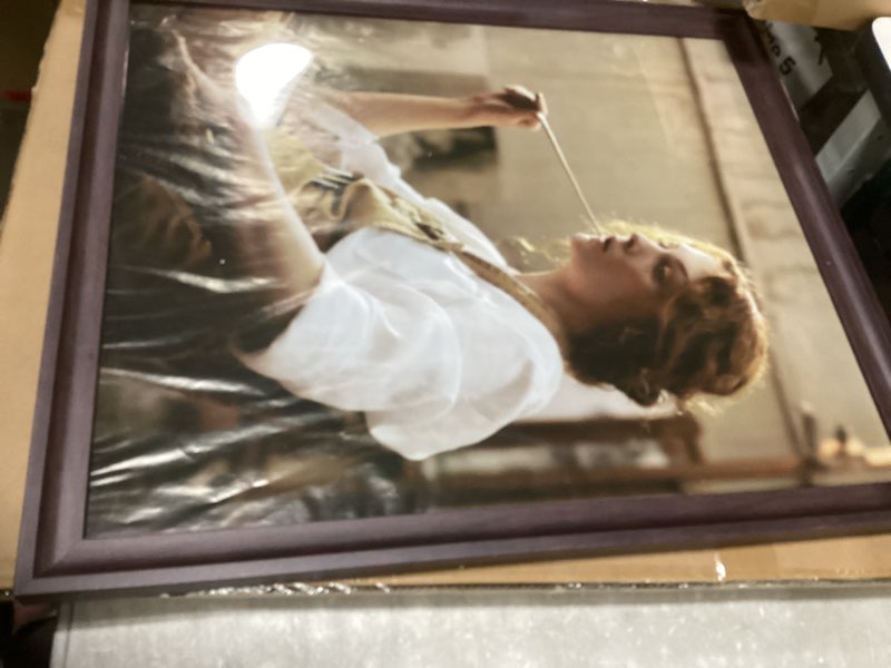 Condition photo showing Good Condition for 20x24 Picture Frame Walnut Brown, Country 20 x 24 Poster Frame with Arc Edge, Large Picture Frames for Wall Decor Walnut Brown 20x24