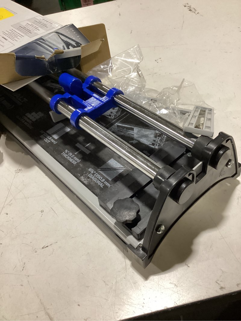 Condition photo showing Good Condition for barwalt 14-in tile cutter