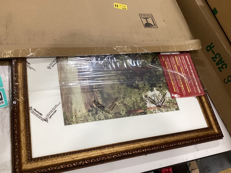 Condition photo showing New/Like New for 16x20 Gold Picture Frame, Ornate Vintage Picture Frames for Wall or Tabletop Display, 16 x 20 Photo Frame Gold with Non Glare Plexialass, Display Poster 11x14 with Mat or 16x20 without Mat for Antique Déco