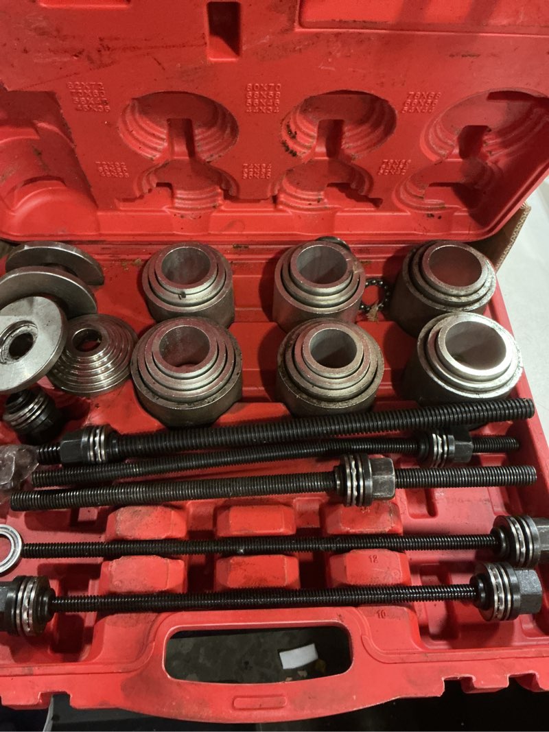 Condition photo showing As Is for dayuan pull and press sleeve kit with 28 pcs universal remove bushes bushing bearings seals compatible with most hgv and lcv engines