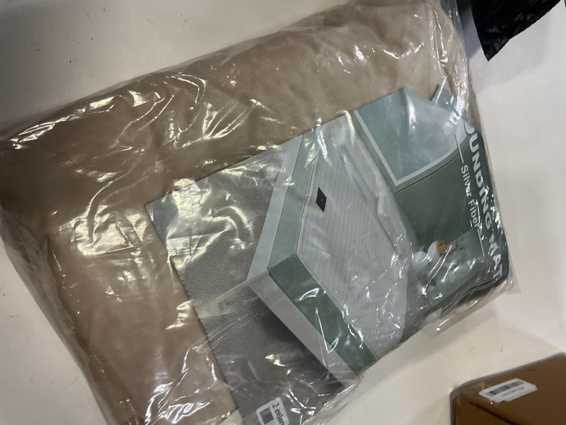 Condition photo showing Good Condition for xinhusu grounding blanket silver fiber earth connected bed throws (60"x80",beige) queen size grounde