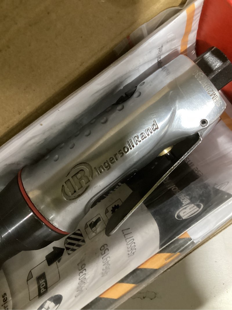 Condition photo showing Good Condition for ingersoll-rand 1/4" air ratchet