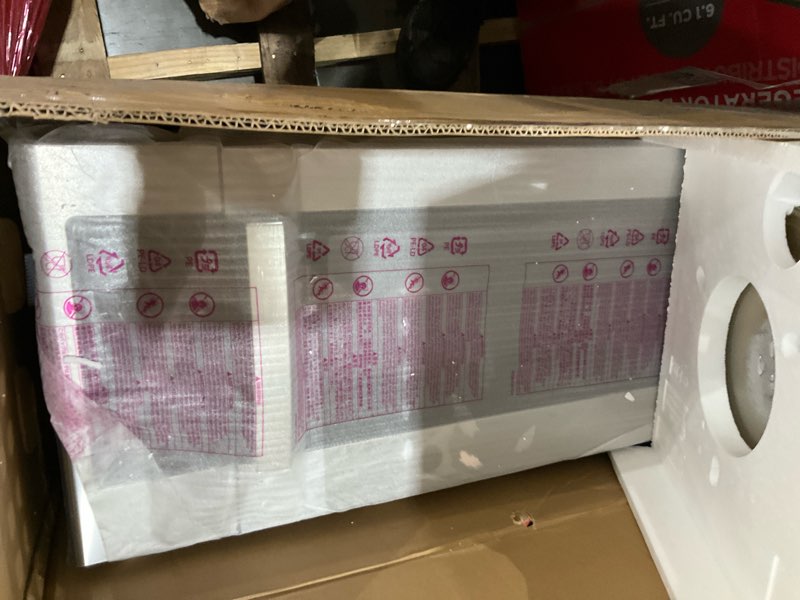 Condition photo showing Good Condition for microwave oven