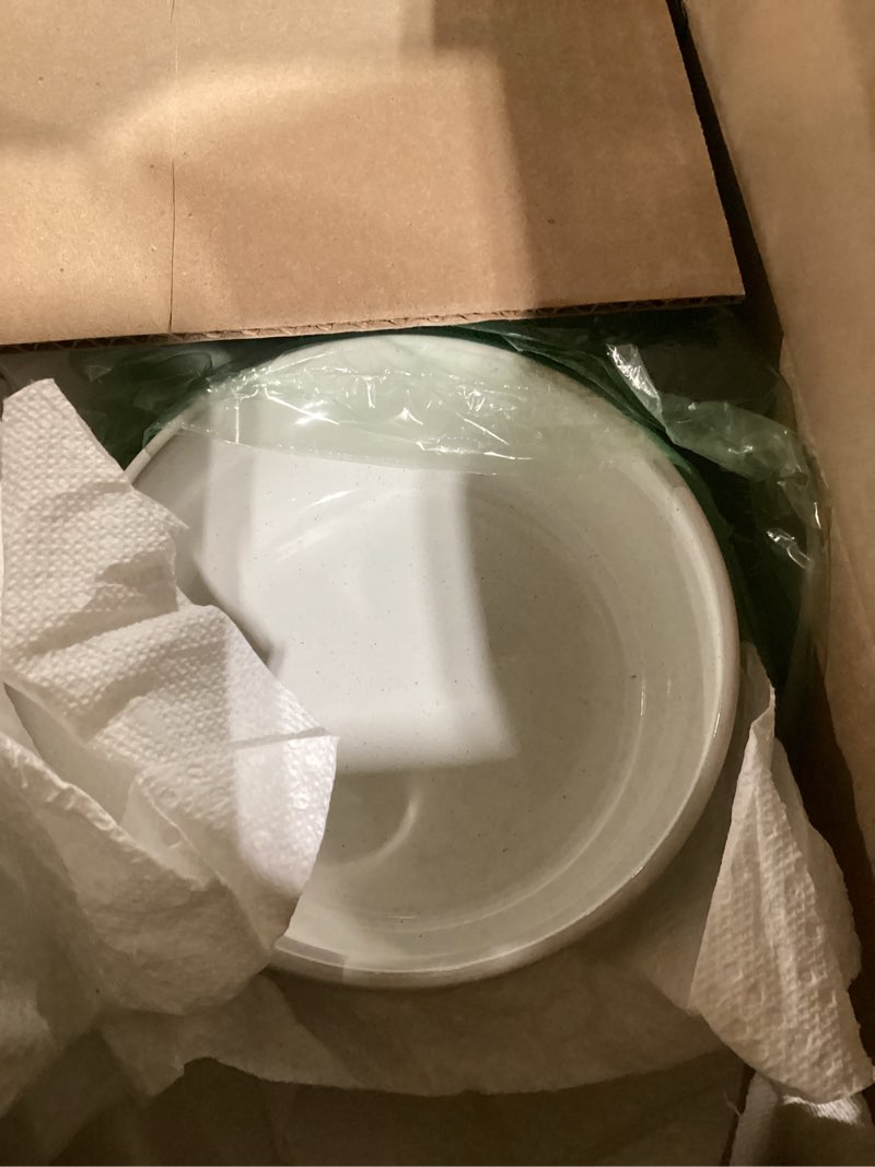 Condition photo showing New/Like New for HaWare Stoneware Dinnerware Sets, 24-Piece Plates and Bowls Set for 8, Dishes Set for Home Restaurant, Speckled Milky White Speckled Milky White 24pcs for 8