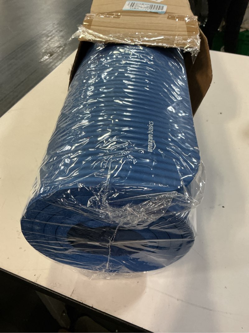 Condition photo showing Good Condition for amazon basics extra thick exercise yoga mat with carrying strap blue 1/2 inch