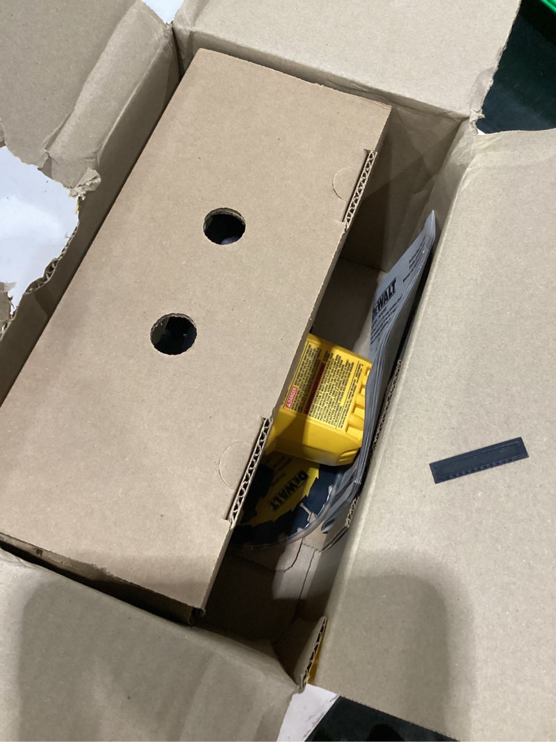 Condition photo showing Good Condition for dewalt 20v max circular saw, 6-1/2-inch blade, 460 mwo engine, 0-50 degree bevel capability, battery not included - tool only (dcs391b)
