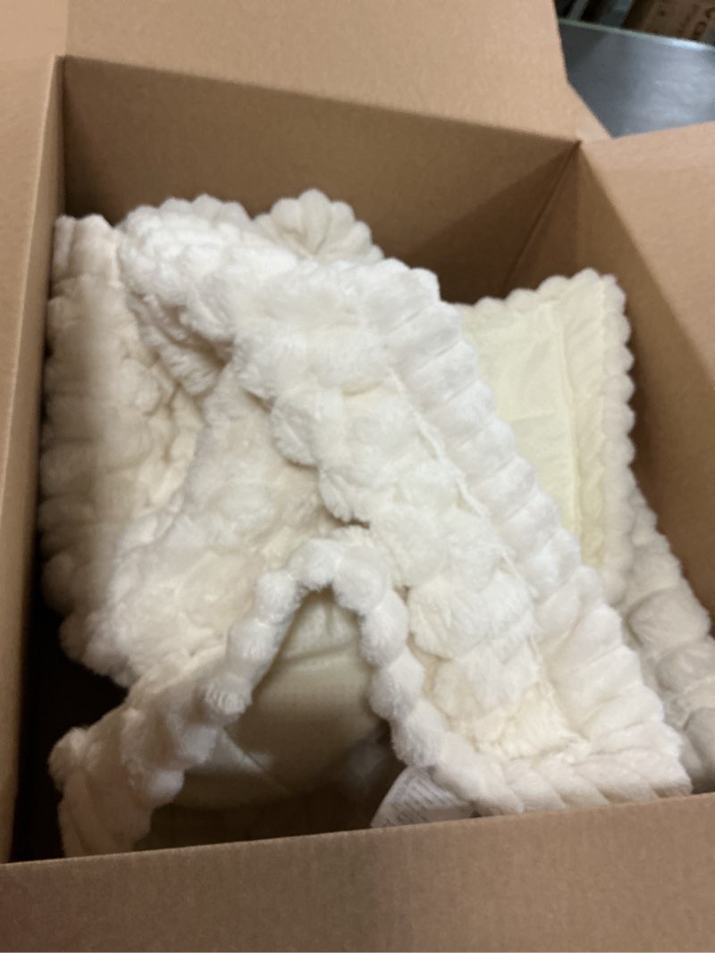 Condition photo showing As Is for Couch Cover for Dogs Washable, Non Slip Couch Covers for 3-4 Cushion Sofa Pet Friendly, Fuzzy Pet Couch Cushion Covers for Dog,Thick,Soft for Sofa Protector (White, 27.6" x 82.7"/70 x 210cm) White 27.6" x 82.7"/70 x 210cm