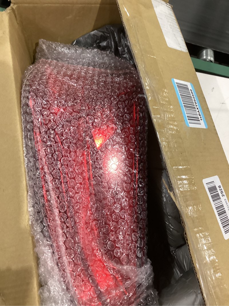 Condition photo showing Good Condition for trq passenger side outer tail light assembly compatible with 2018-2024 honda odyssey ho2805115 lta89720