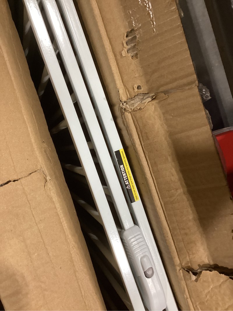 Condition photo showing Good Condition for regalo 76 inch super wide configurable baby gate, includes 4 pack of wall mounts and hardware 28-76"w x 30"h white