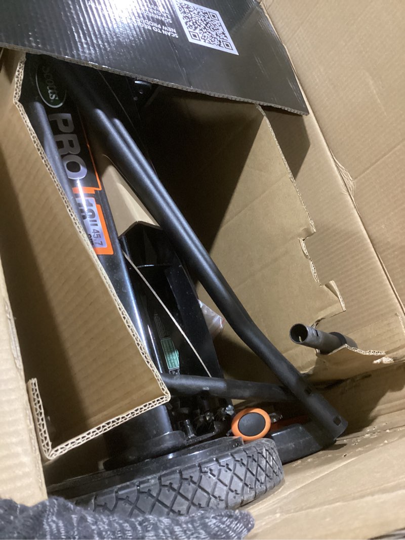 Condition photo showing Good Condition for Scotts 18-Inch 7-Blade Push Manual Reel Lawn Mower