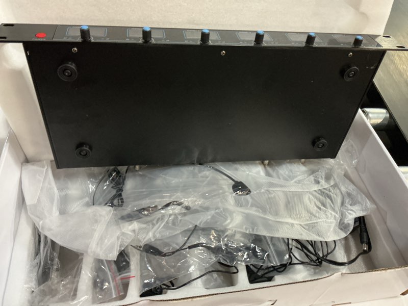 Condition photo showing Good Condition for Wireless Microphone System UHF 6 lavalier Microphone Bodypacks Lapel Mic Headsets for Karaoke Wedding Party Meeting School Church Speaking Conference Meeting Classroom 6 Channel