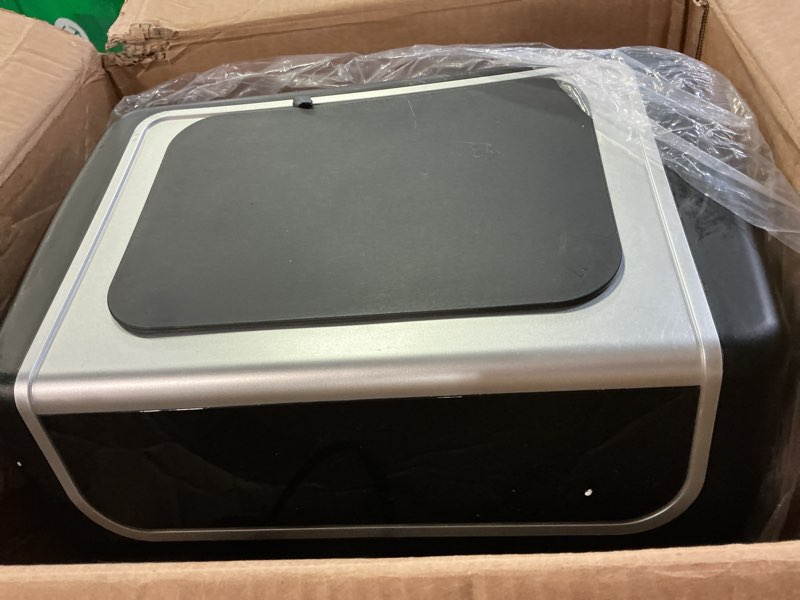 Condition photo showing Good Condition for Amazon Basics 3.2 Quart 6-In-1 Air Fryer (Fry, Crisp, Roast, Bake, Reheat, Dehydrate), Non-Stick, with Timer, Auto Shut-Off, Digital Touch Screen, 180-400°F, 1400W, Black/Silver Digital 3.2 Quart