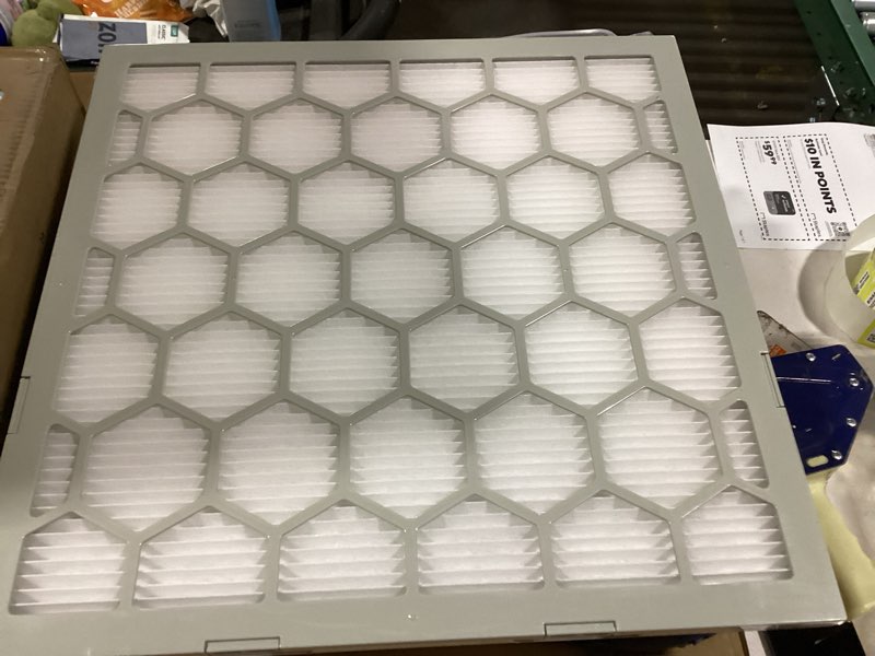 Condition photo showing New/Like New for 20x20x1 MERV 8 Air Filter,AC Furnace Air Filter,Reusable ABS Plastic Frame, 7 Pack Replaceable Filter Media (Actual Size: 19.61" x 19.61" x 0.78") 20x20x1 MERV8 ( 1 Frame + 7 Filter Media )