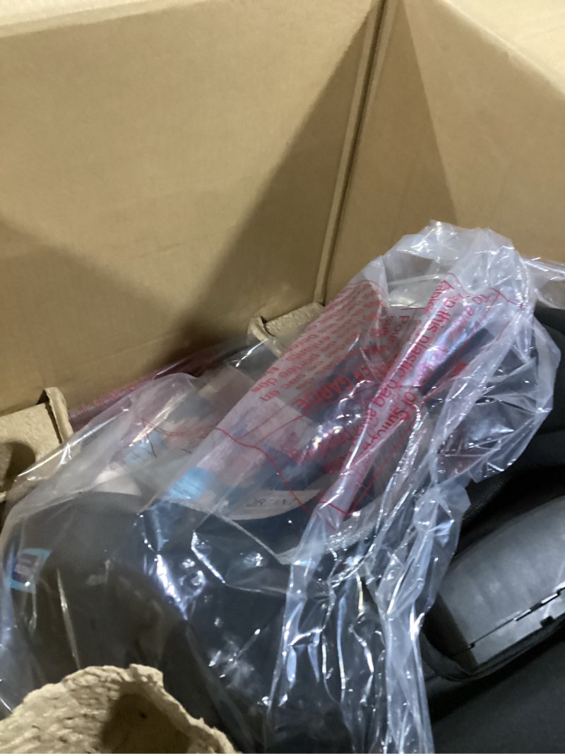 Condition photo showing Good Condition for graco slimfit 3-in-1 convertible car seat, slim car seat with space-saving design, highback booster seat with 10-position headrest, rear facing and forward facing carseat, jarret slimfit jarret