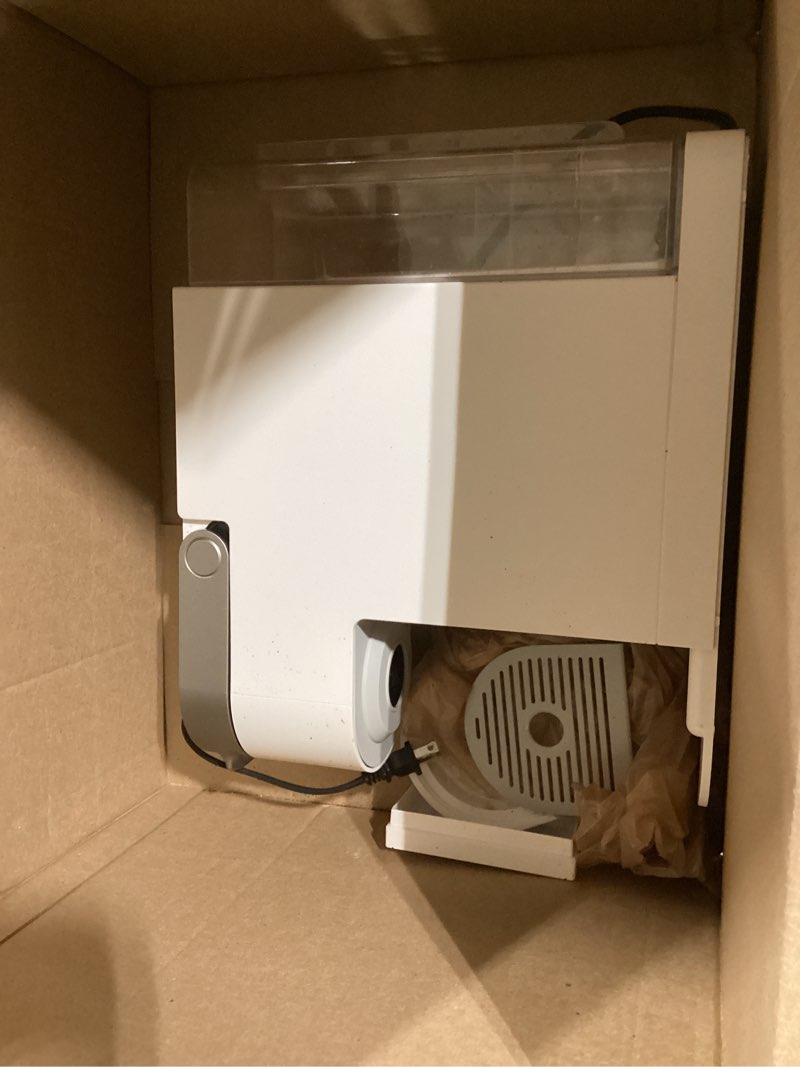 Condition photo showing Good Condition for Keurig K-Slim Single Serve K-Cup Pod Coffee Maker, Multistream Technology, 3 Brew Sizes, Slim and Sleek Design, 46oz Removable Reservoir, White