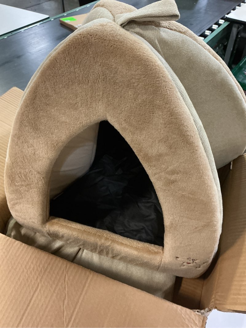 Condition photo showing Good Condition for best pet supplies dog house bed crate mat tent indoor round soft plush for small, medium, and large breeds - tan, 18 x 18 x h:16" tan 18" x 18" x h:16"