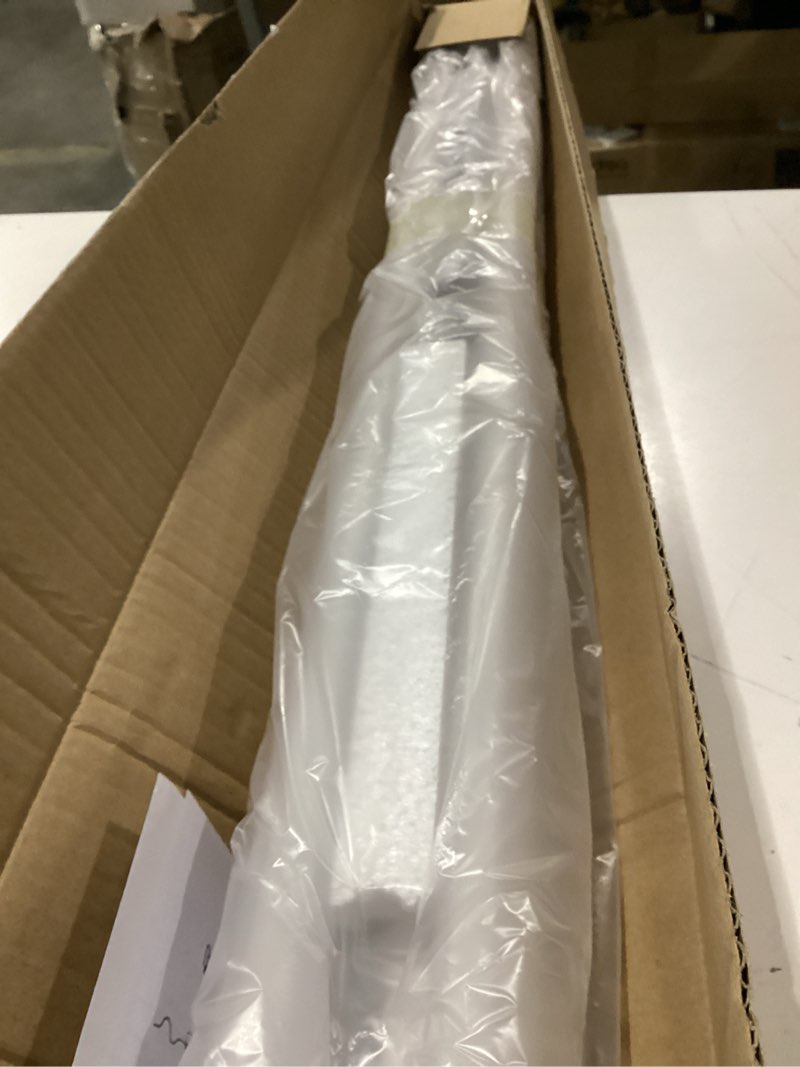 Condition photo showing Good Condition for hykolity 2 Pack 4FT Linkable LED Shop Light for Garage, 4400lm, 4FT 42W Utility Light Fixture, 5000K Daylight LED Workbench Light with Plug, Hanging or Surface Mount, White - ETL 42W-White