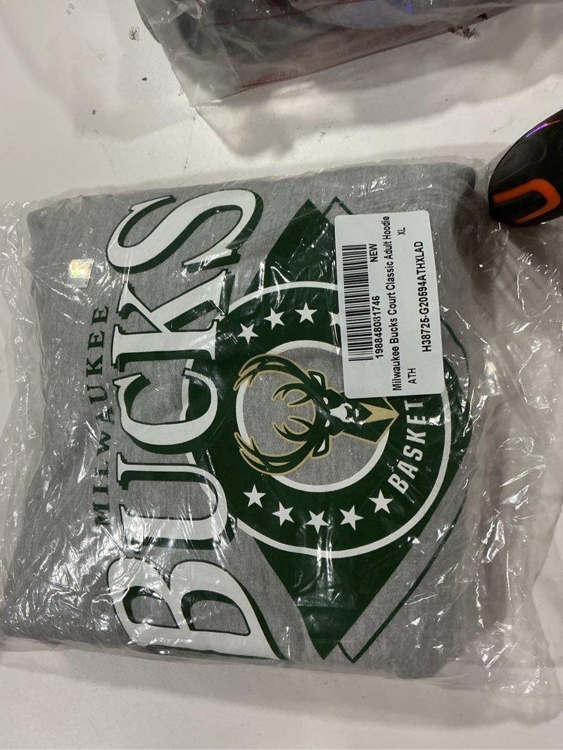 Junk Food NBA Unisex Adult Court Classic Philadelphia 76er's Officially Licensed Hooded Fleece Sweat