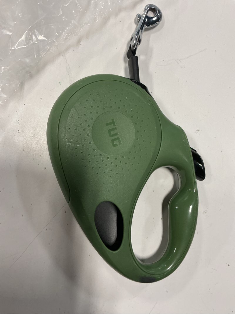 Condition photo showing Good Condition for tug oval 360° tangle-free retractable dog leash with integrated waste bag dispenser (small, green) green small