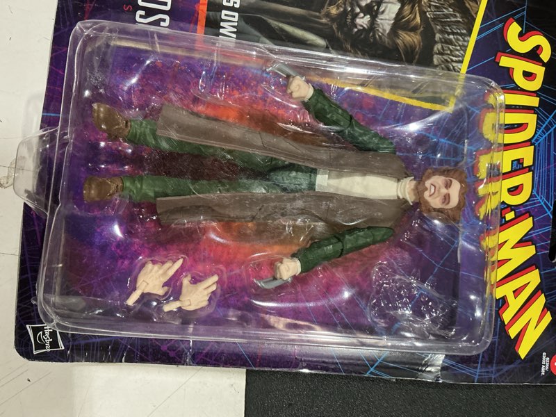 Condition photo showing Good Condition for marvel legends series marvel’s owl, retro cardback spider-man comics collectible 6-inch scale action figure | includes 2 alternate hands, pet owl, removable scarf, 20 plus points