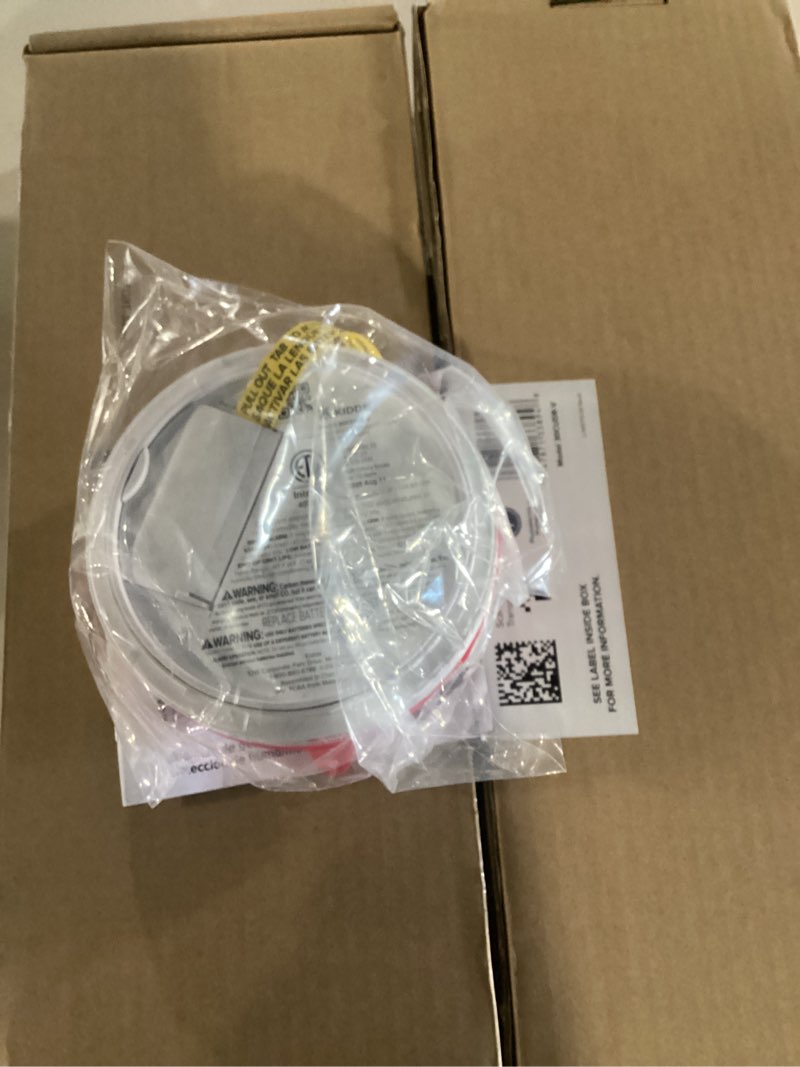 Condition photo showing New/Like New for kidde smoke & carbon monoxide detector for home, aa battery powered, voice alerts, 3-pack