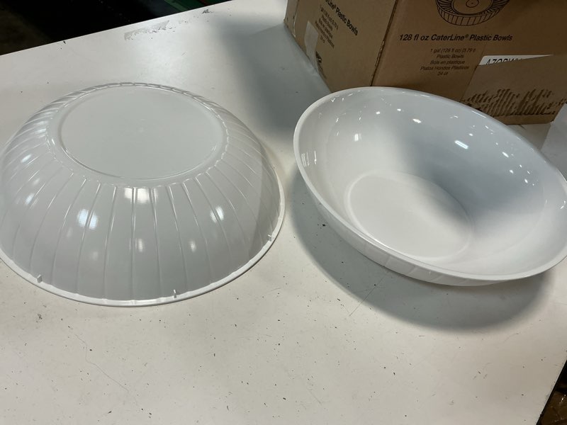 Condition photo showing Good Condition for wna  128 fl oz caterline  plastic bowls  24 pcs 