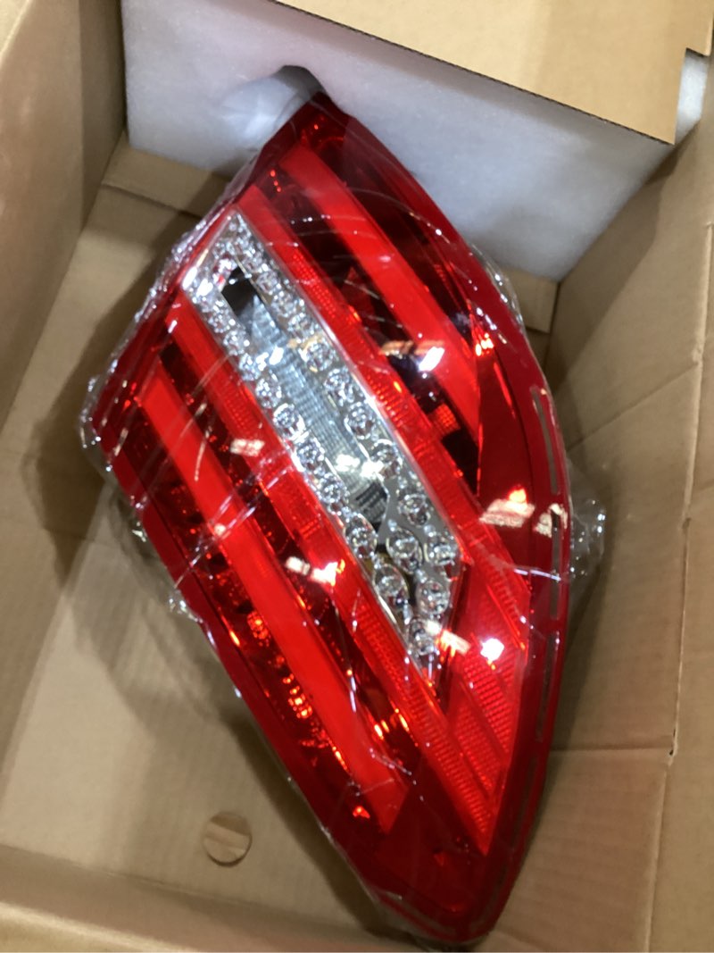 Condition photo showing As Is for yeqshng usa type tail light assembly compatible with 2011-2014 mercedes benz w204 c-class 250 c300 c350 tail lamp outer rear light right passenger side 2049060703 mb2801135