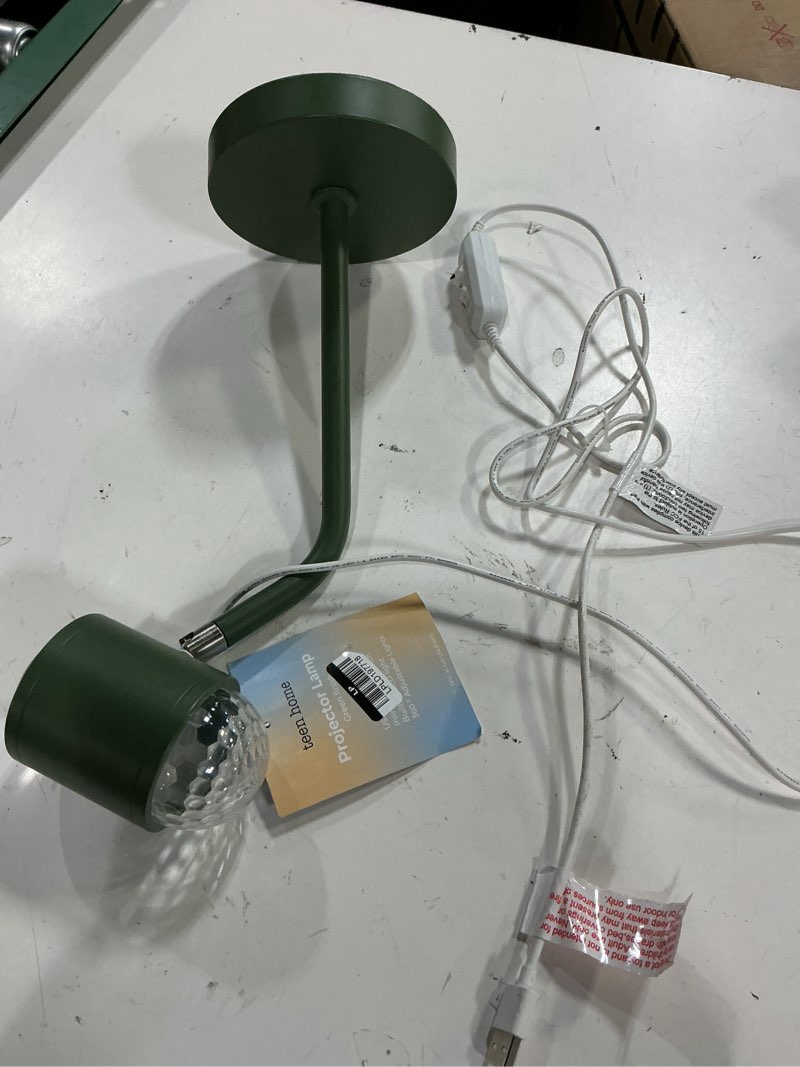 Condition photo showing Good Condition for seek projector lamp