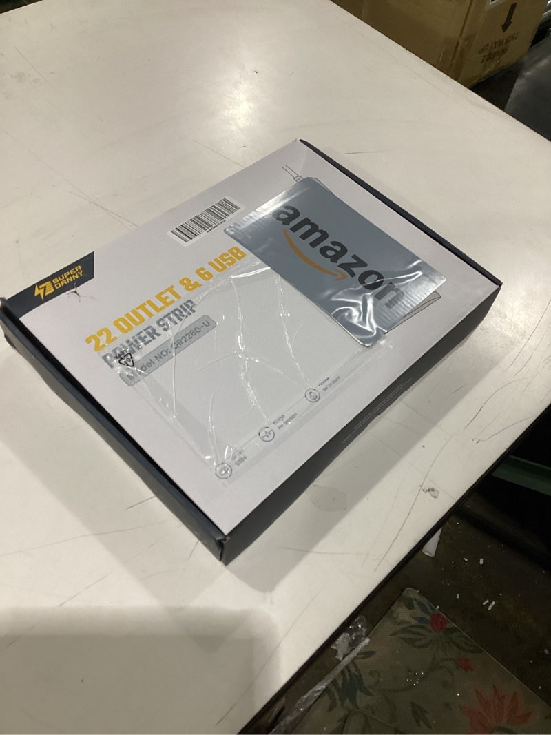 Condition photo showing New/Like New for 22 outlet & 6 usb power strip