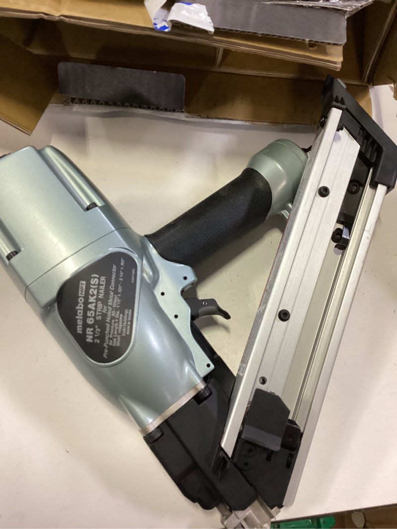 Condition photo showing Good Condition for metabo hpt 2-1/2-in 36 -degree pneumatic metal-connecting nailer