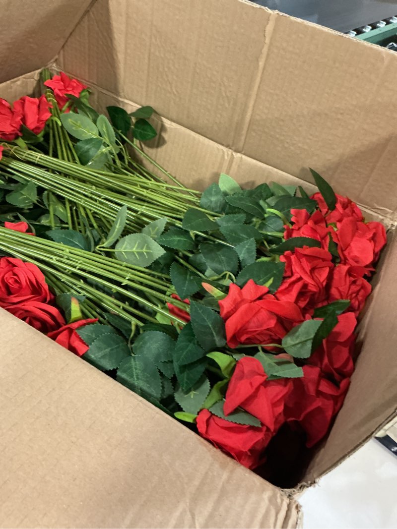 Condition photo showing New/Like New for lyrow 200 pcs artificial roses realistic flowers bulk real looking fake silk rose bouquets with long stem flowers for wedding table centerpieces bridal shower party home garden decor (red)