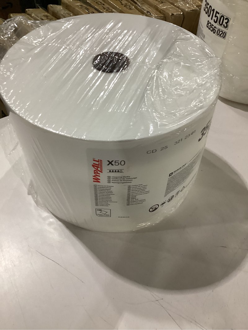 Condition photo showing Good Condition for wypall x50 disposable cloths (35015)  jumbo roll  9.8 x 13.4  white  1 100 sheets per roll