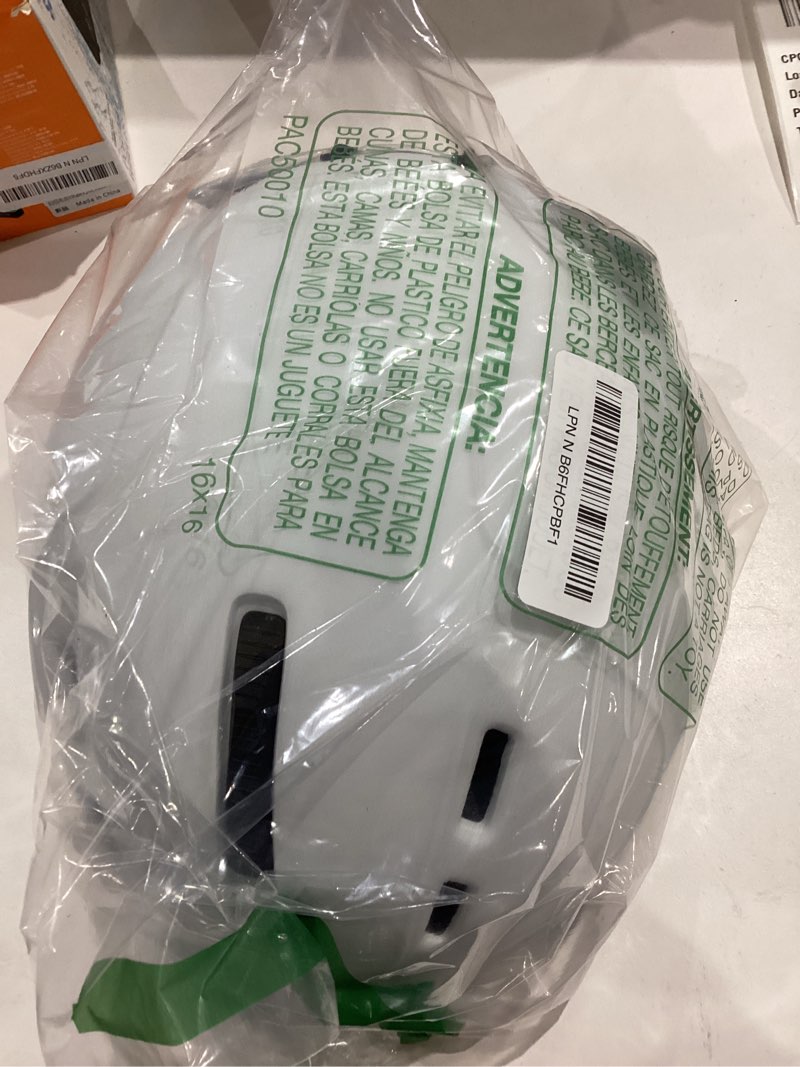 Condition photo showing Good Condition for ski helmet for adults snowboard helmet men women youth certified snow sports helmet for skiing snowboarding medium: 21.2-22.5 inch (54-58cm) white