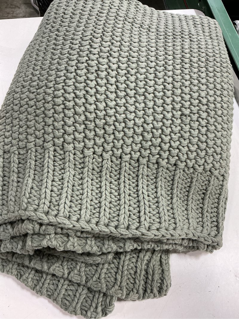 Condition photo showing Good Condition for (50inx60in,color dried sage) cotton fisherman throw(quince)