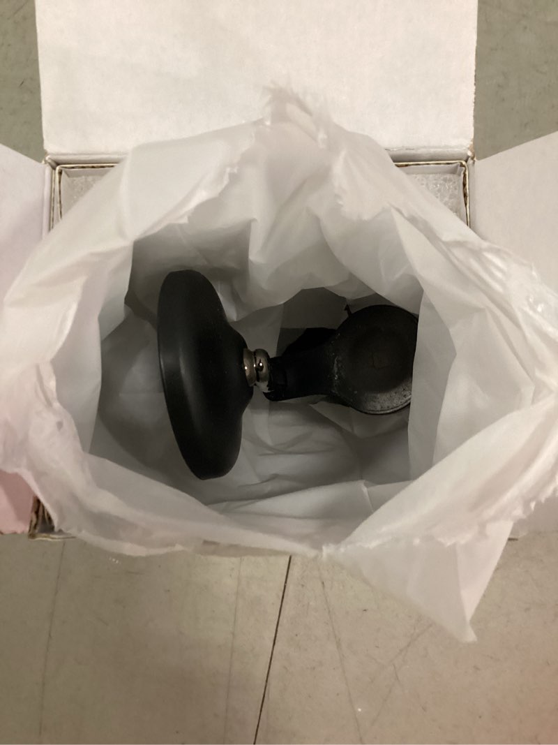 Condition photo showing New/Like New for esr 3 in 1 charging station, qi2.2 certified for iphone 17/16 with ios 26