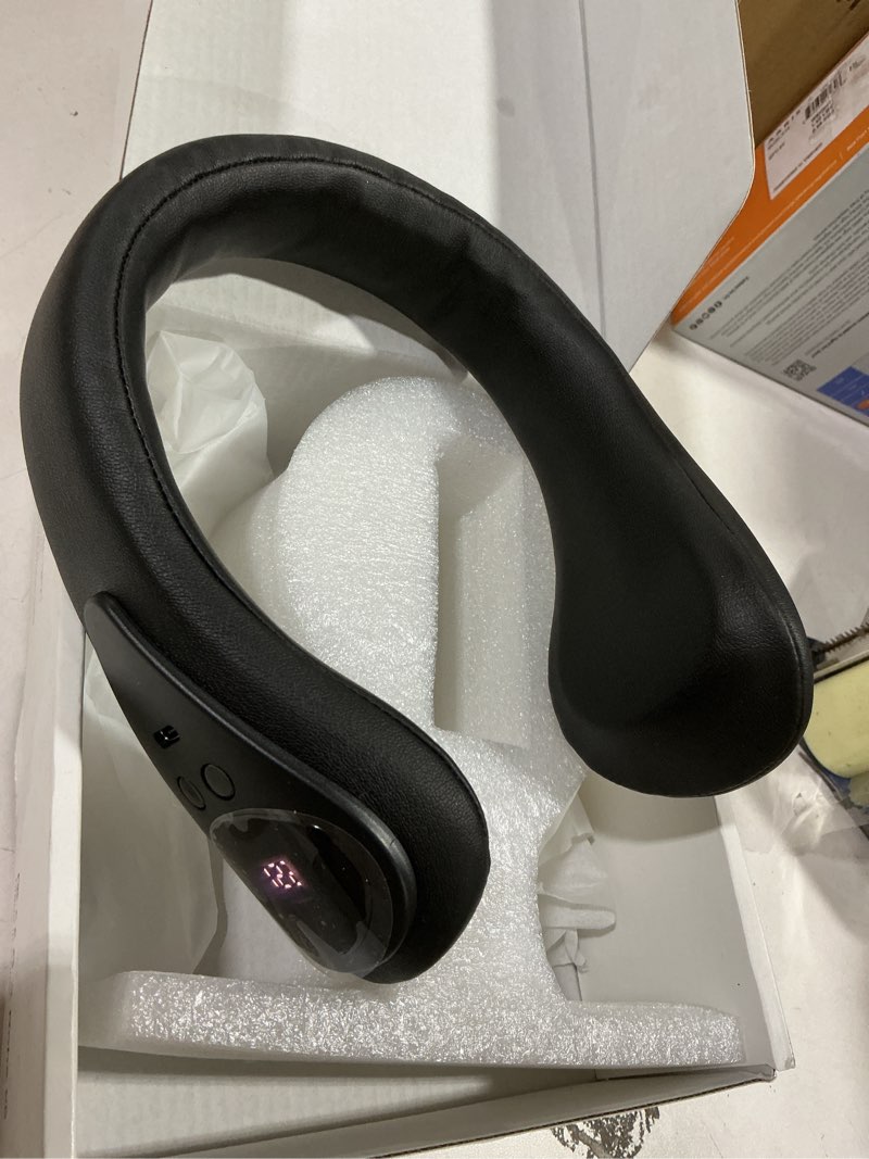 Condition photo showing Good Condition for Portable Neck Warmer, Rechargeable Hand Warmers, Electric Neck Heater Heated Scarf Neck Wrap with Leather Surface, 36-58? Adjustable, Fast Heating Pad for Women Kids Christmas Gifts black
