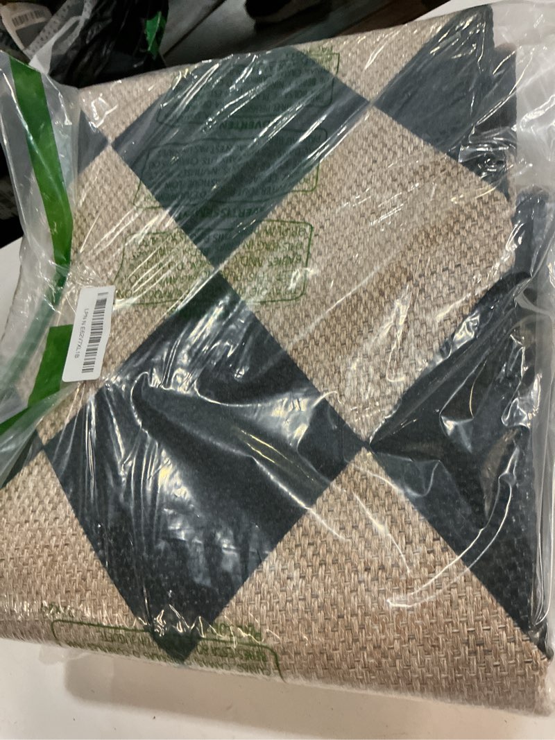 Condition photo showing New/Like New for lahome colette checkered easy jute 3x5 outdoor patio rug, washable rugs for entryway diamond indoor outdoor living room carpet, farmhouse neutral non slip black door carpet for backyard bedroom 3' x 5' (rectangular) black/checkerboard -2