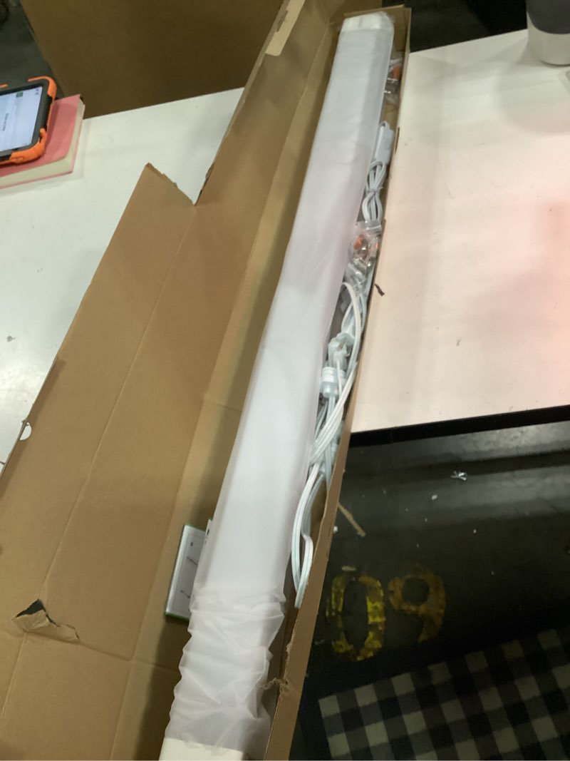 Condition photo showing New/Like New for kukumao utility led shop light fixture with plug 4ft 5000k 36w 3600lm linkable waterproof closet light under cabinet light ceiling tube light for garage kitchen bathroom workbench and office(2 pack)