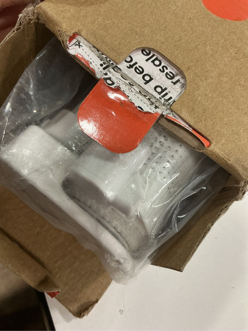 Condition photo showing Good Condition for Reinforced 60" Wide Retractable Baby Gate with Reinforced Rods, 5 ft Retractable Dog Gate Indoor/Outdoor Baby Gate Retractable Gate - Bottom Anti-Escape, White