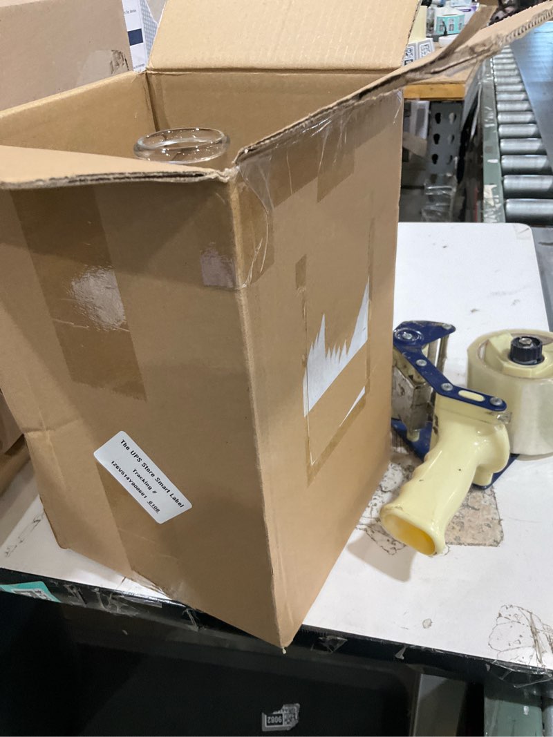 Condition photo showing Good Condition for 2000ml boro beaker