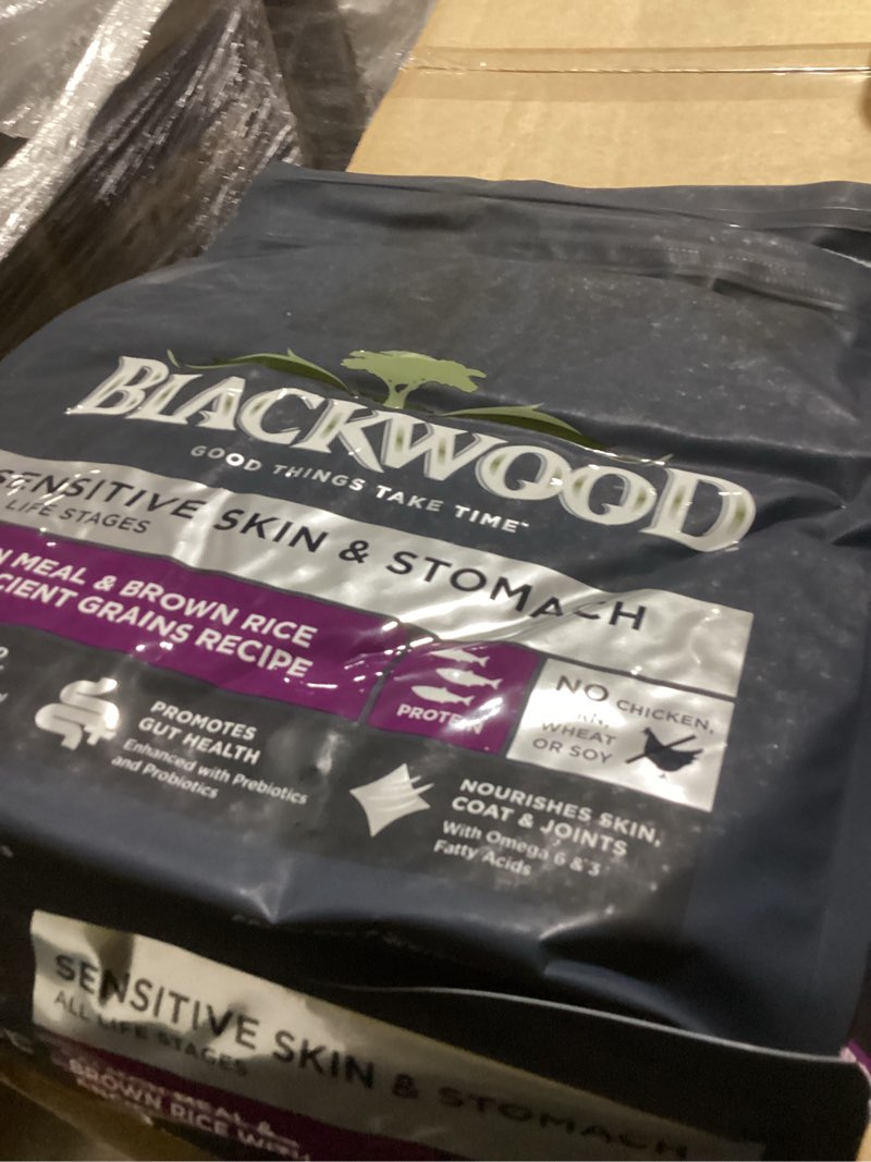 Condition photo showing New/Like New for Blackwood Sensitive Skin & Stomach Dry Dog Food, Salmon Meal & Brown Rice with Ancient Grains, 4.5 Pound Bag with Prebiotics & Probiotics to Promote Gut Health Salmon Meal & Brown Rice with Ancient Grains 4.5 Pound (Pack of 1)