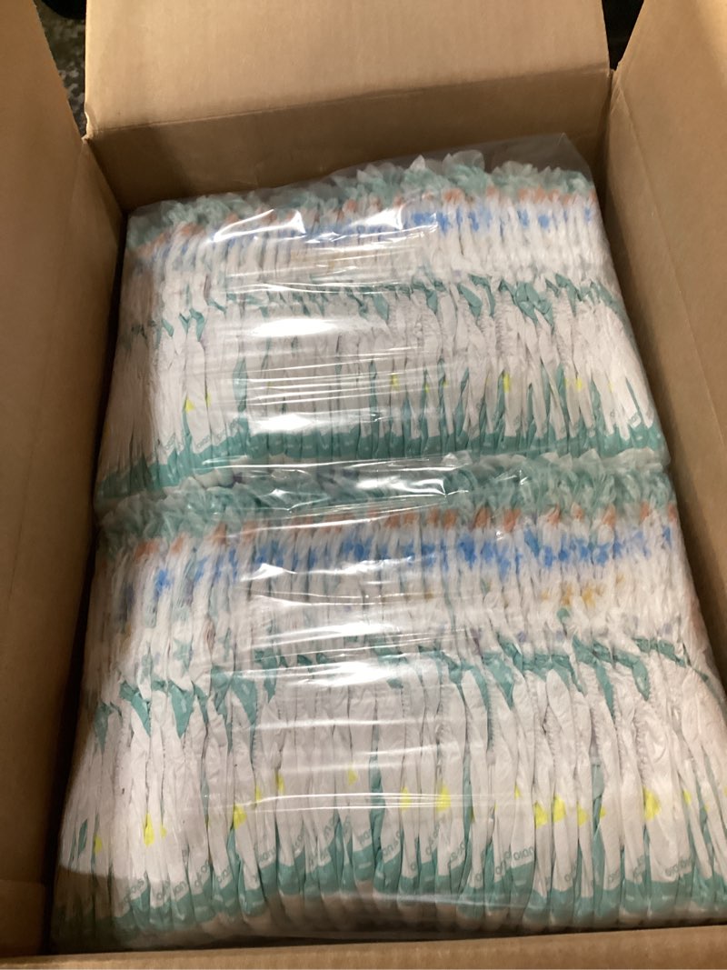 Condition photo showing New/Like New for pampers training pants - easy ups boys & girls bluey - size 2t-3t, 140 count, children's potty underwear (packaging may vary) 2t-3t 140