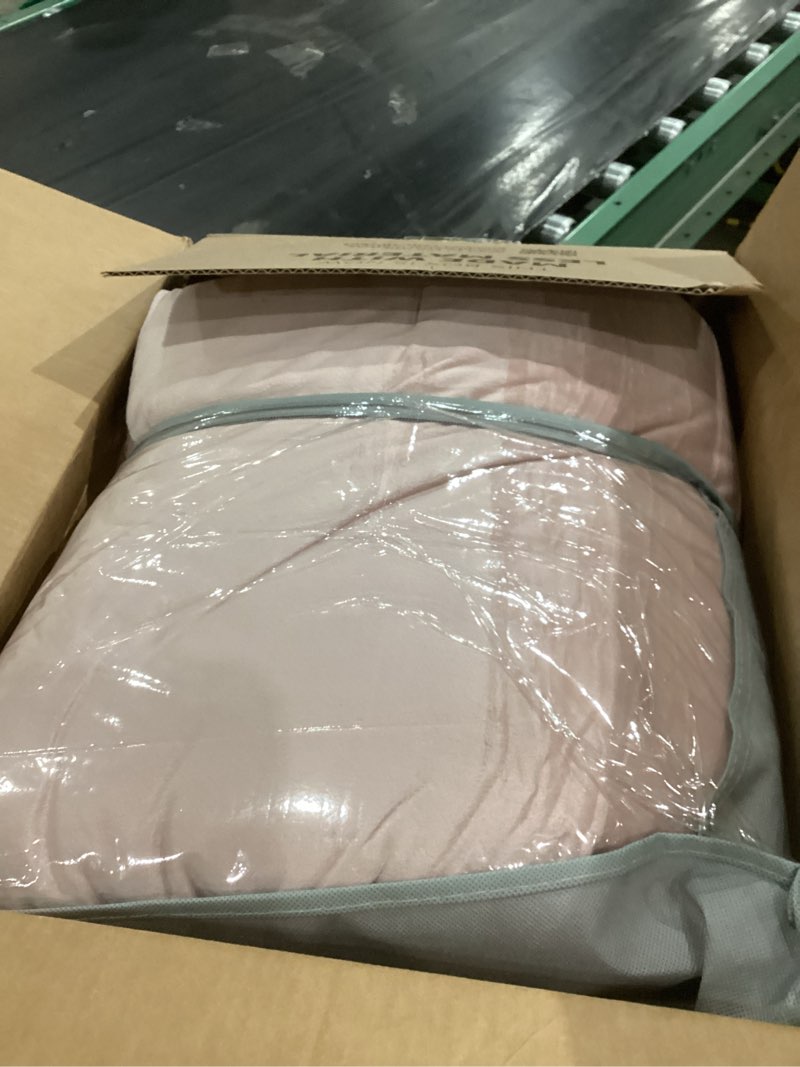 Condition photo showing Good Condition for CLOTHKNOW Pink Velvet King Size Comforter Set Fluffy Bedding Comforter Sets All Season Soft Dusty Blush Comforter with 2 x Pillow Cases King Pink Velvet